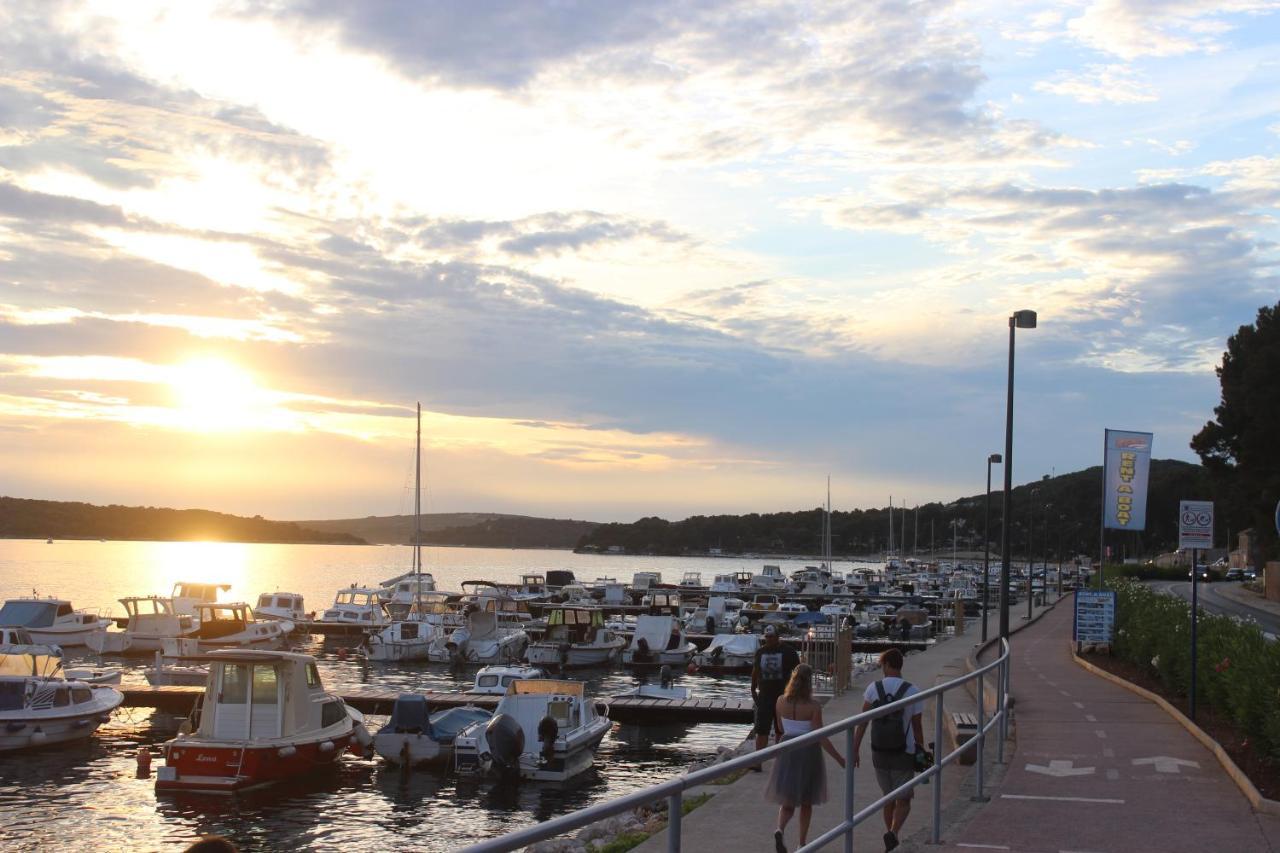 Apartments Blue Sea Mali Losinj Ngoại thất bức ảnh