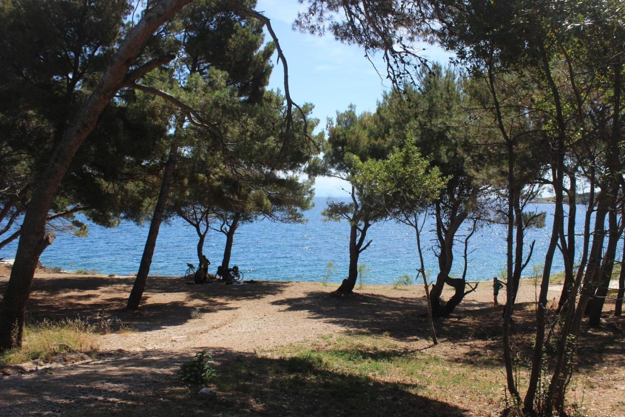 Apartments Blue Sea Mali Losinj Ngoại thất bức ảnh